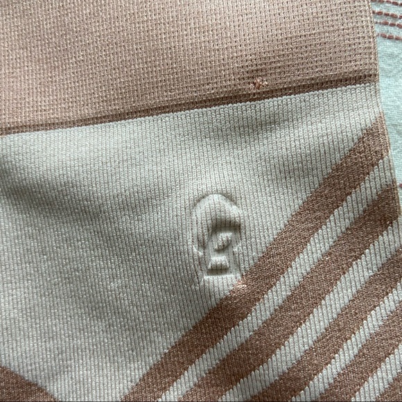 GOOD AMERICAN The Dynamic Seamless Leggings NWOT - Picture 12 of 14